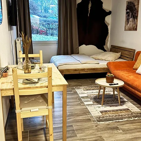 Naehe Uni Campus Inklusive Parkplatz Boho-Suite By Rentigo - Perfekt Fuer Einen Aufenthalt In Zentrumnaehe! Saarbruecken Exterior photo