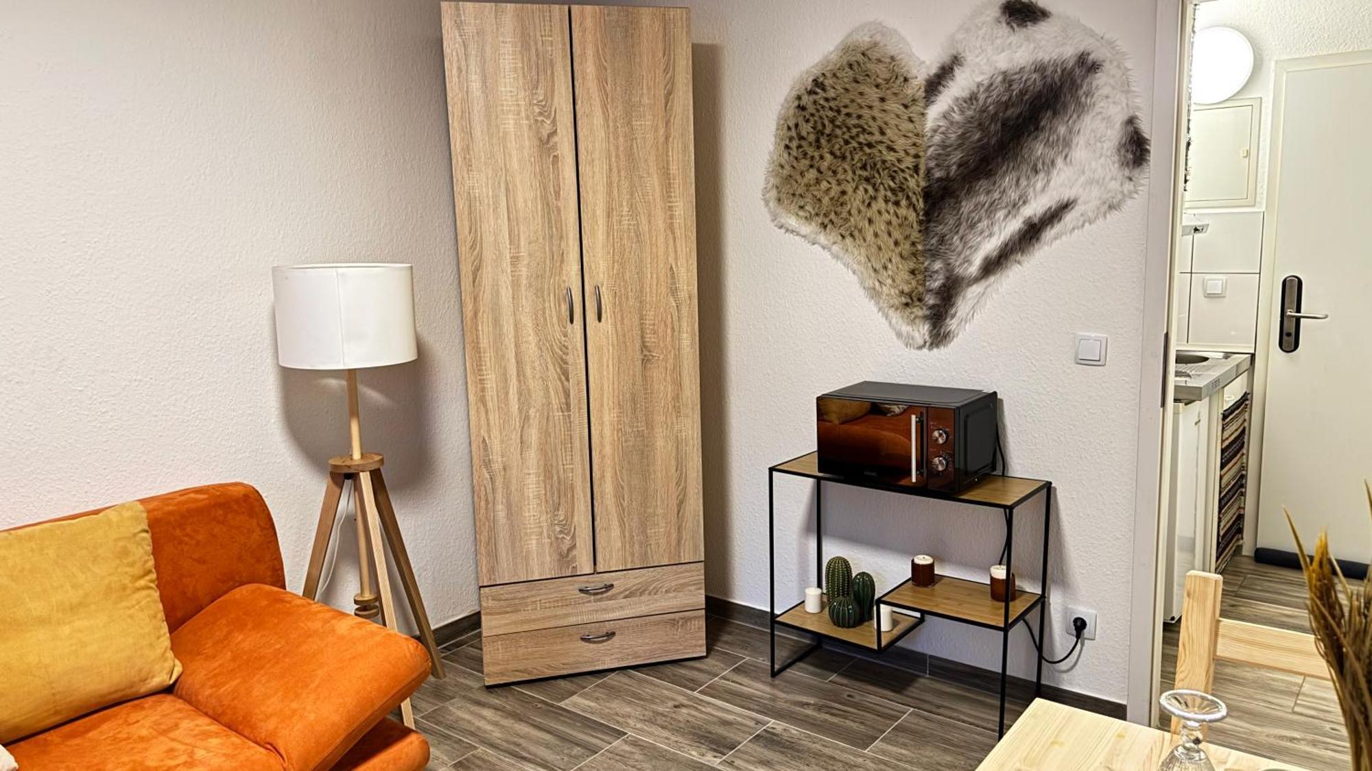 Naehe Uni Campus Inklusive Parkplatz Boho-suite By Rentigo - Perfekt Fuer Einen Aufenthalt In Zentrumnaehe! Apartment
